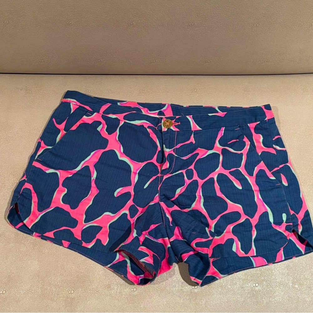 Lilly Pulitzer Shorts Adie Tiki Pink Broken Shaker Size 2